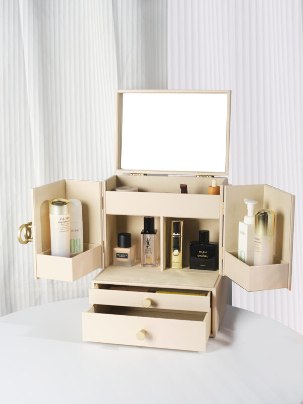 Leather Look Jewelry Organizer