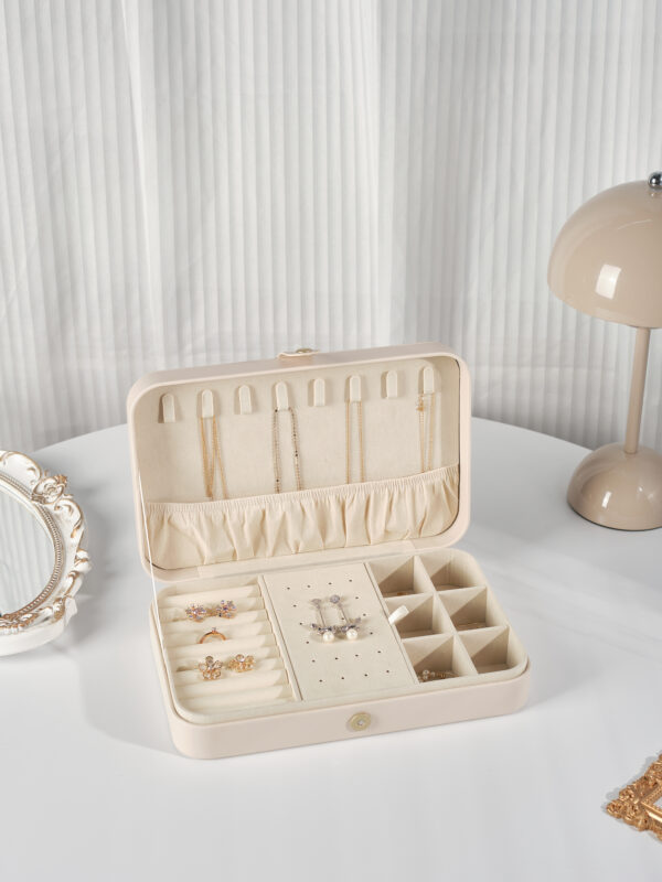 Elegant PU Jewelry Organizer