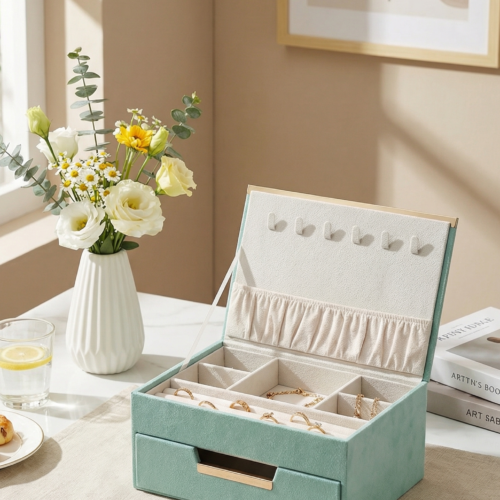 首饰盒6-2 Velvet Jewelry Box Elevated Everyday Storage